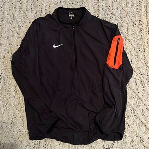 Lightweight Nike quarter zip men’s Large